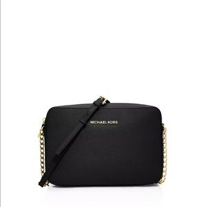 MICHAEL Michael Kors
Jet Set Large Saffiano Leather Crossbody - BNWT